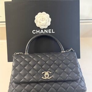 CHANEL Coco Top Handle Medium Black Caviar Rhodium HW